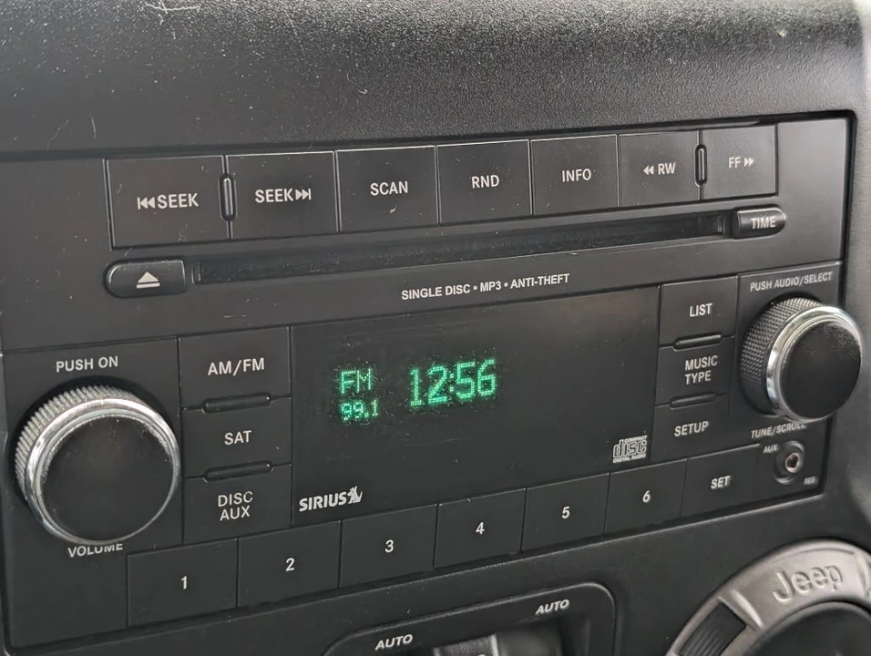 2018 Jeep JK Wrangler - Image 14 of 21
