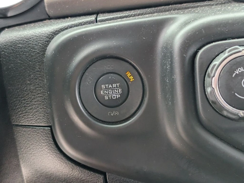 2018 Jeep Wrangler - Image 25 of 30
