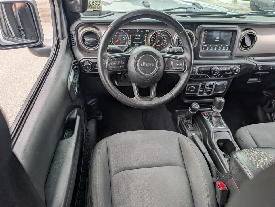 2018 Jeep Wrangler - Image 15 of 30