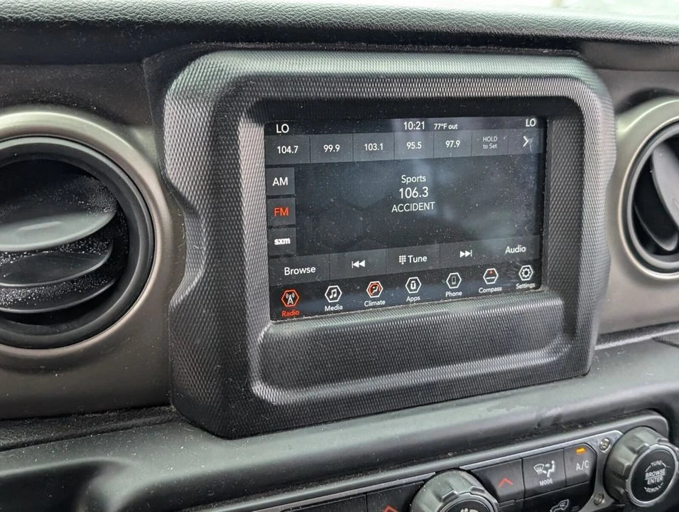 2018 Jeep Wrangler - Image 19 of 30