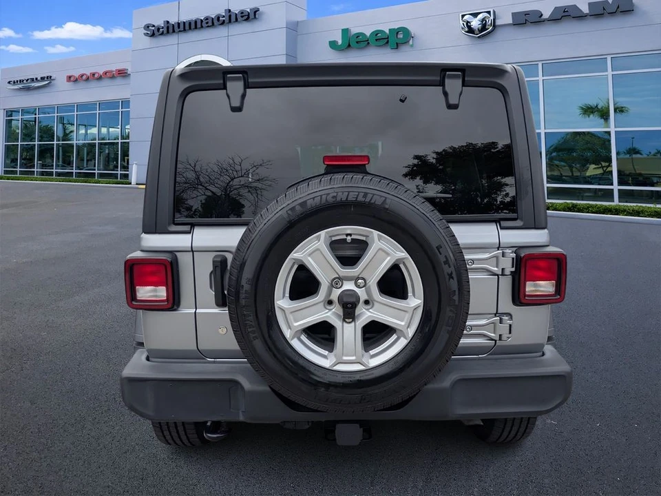 2018 Jeep Wrangler - Image 6 of 30