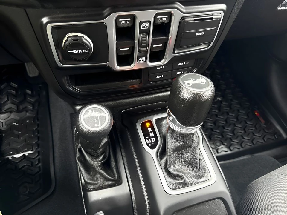 2018 Jeep JK Wrangler - Image 11 of 22