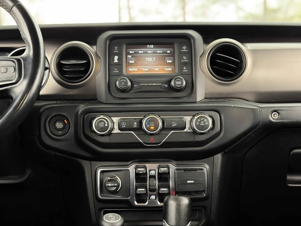 2018 Jeep JK Wrangler - Image 14 of 20