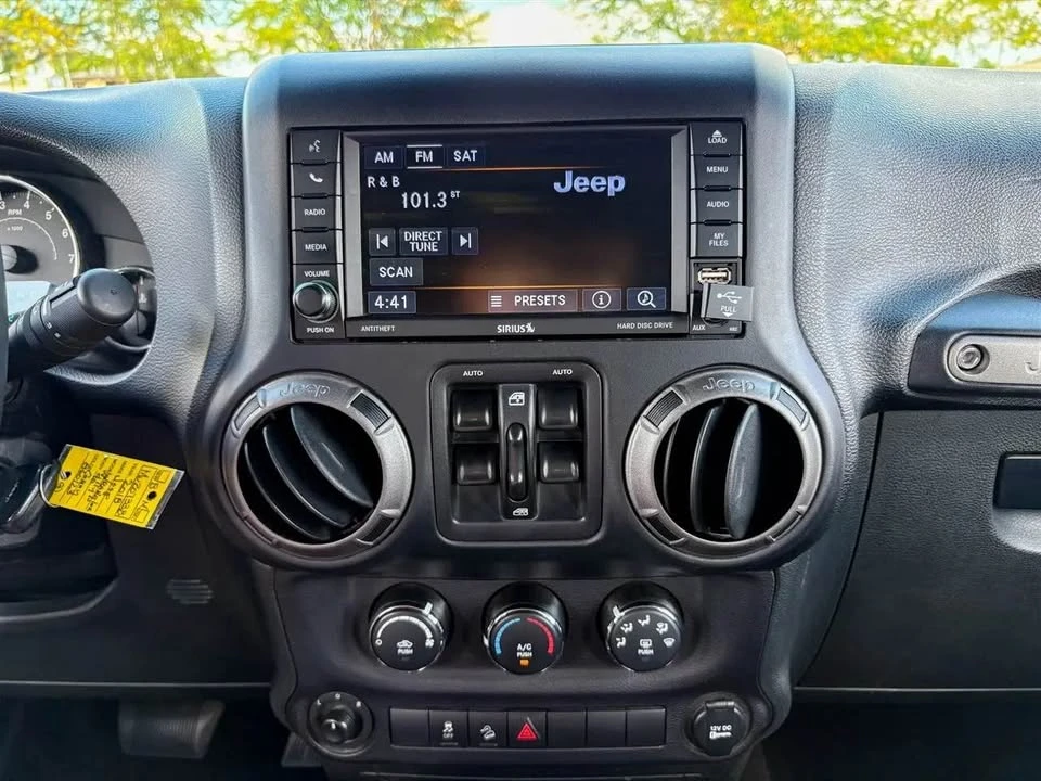 2018 Jeep JK Wrangler - Image 12 of 18