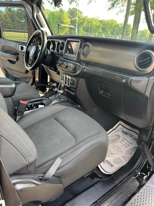 2018 Jeep JK Wrangler - Image 13 of 14