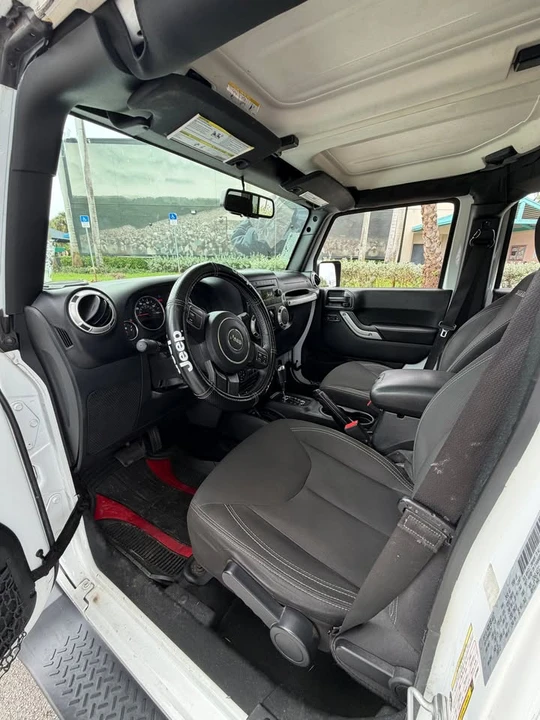 2018 Jeep JK Wrangler - Image 10 of 11