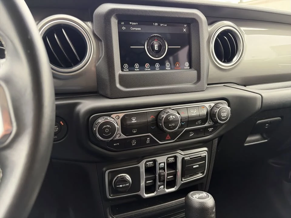 2018 Jeep JL Wrangler - Image 10 of 20