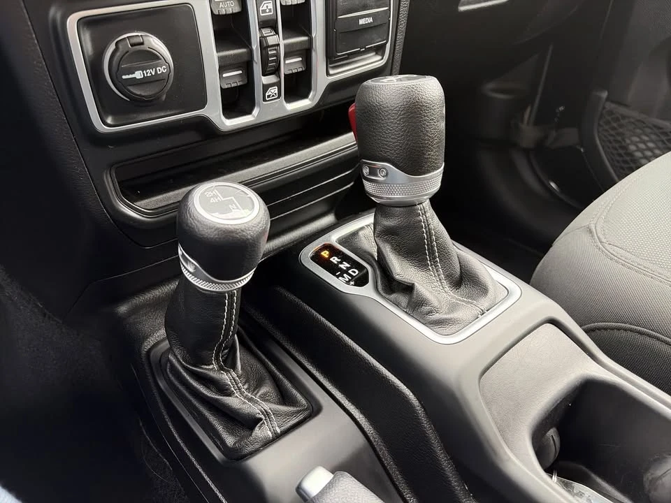 2018 Jeep JL Wrangler - Image 9 of 20