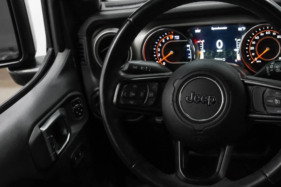 2018 Jeep JL Wrangler - Image 8 of 18