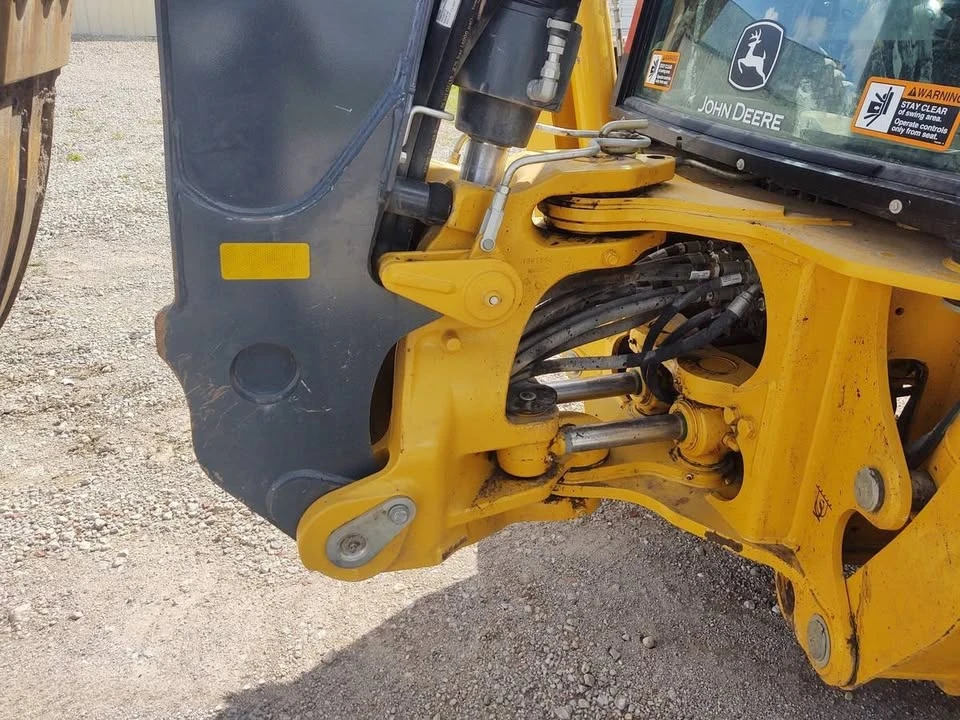 2018 John Deere - Image 2 of 2