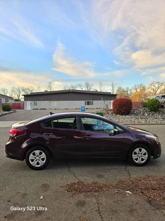 2018 Kia Forte - Image 2 of 11