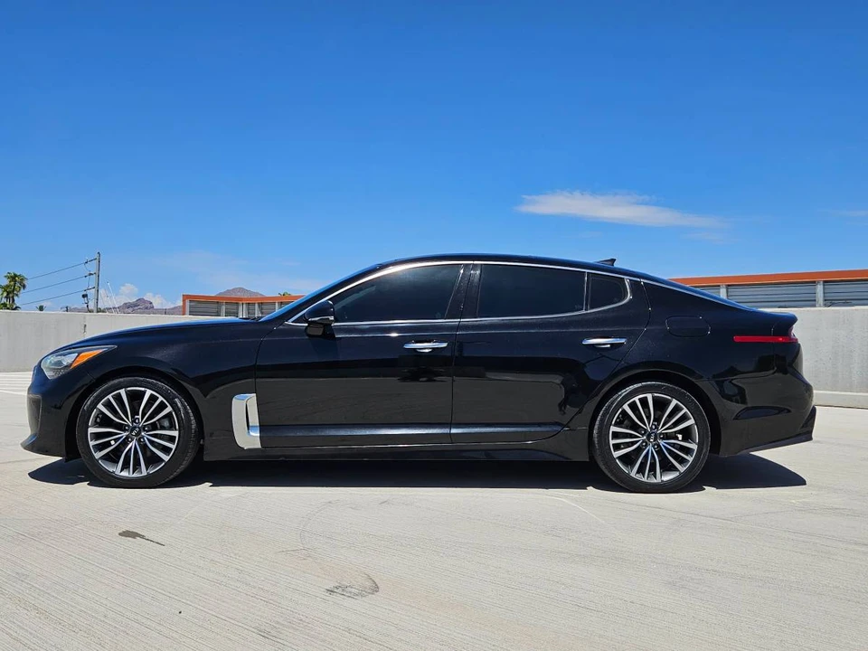 2018 Kia Stinger - Image 6 of 17