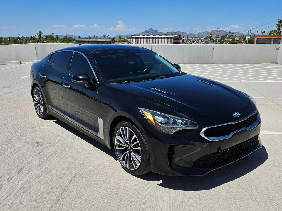 2018 Kia Stinger - Image 2 of 17