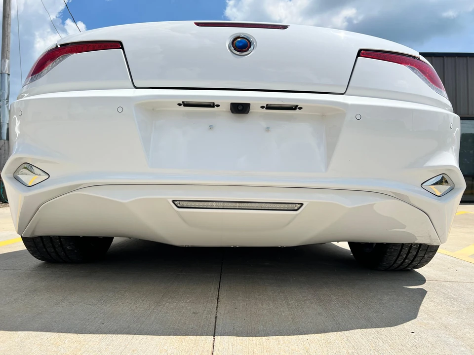 2018 Karma Revero - Image 27 of 31