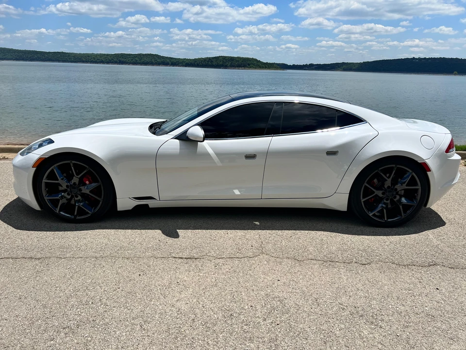 2018 Karma Revero - Image 9 of 31