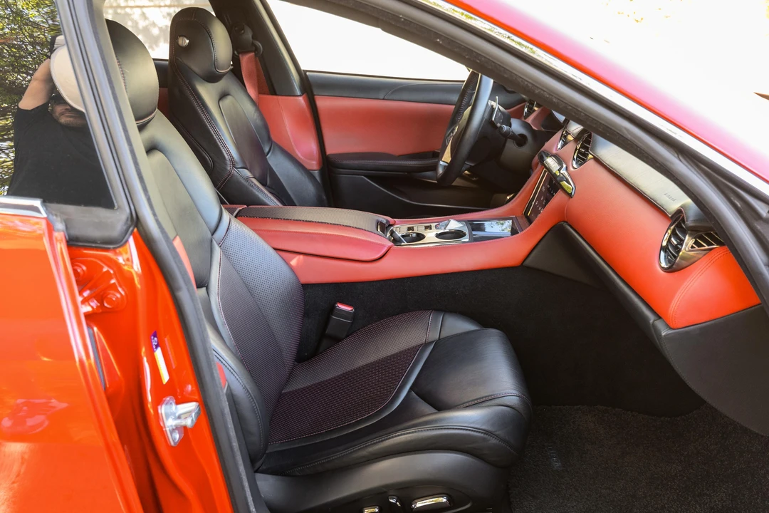 2018 Karma Revero - Image 29 of 31