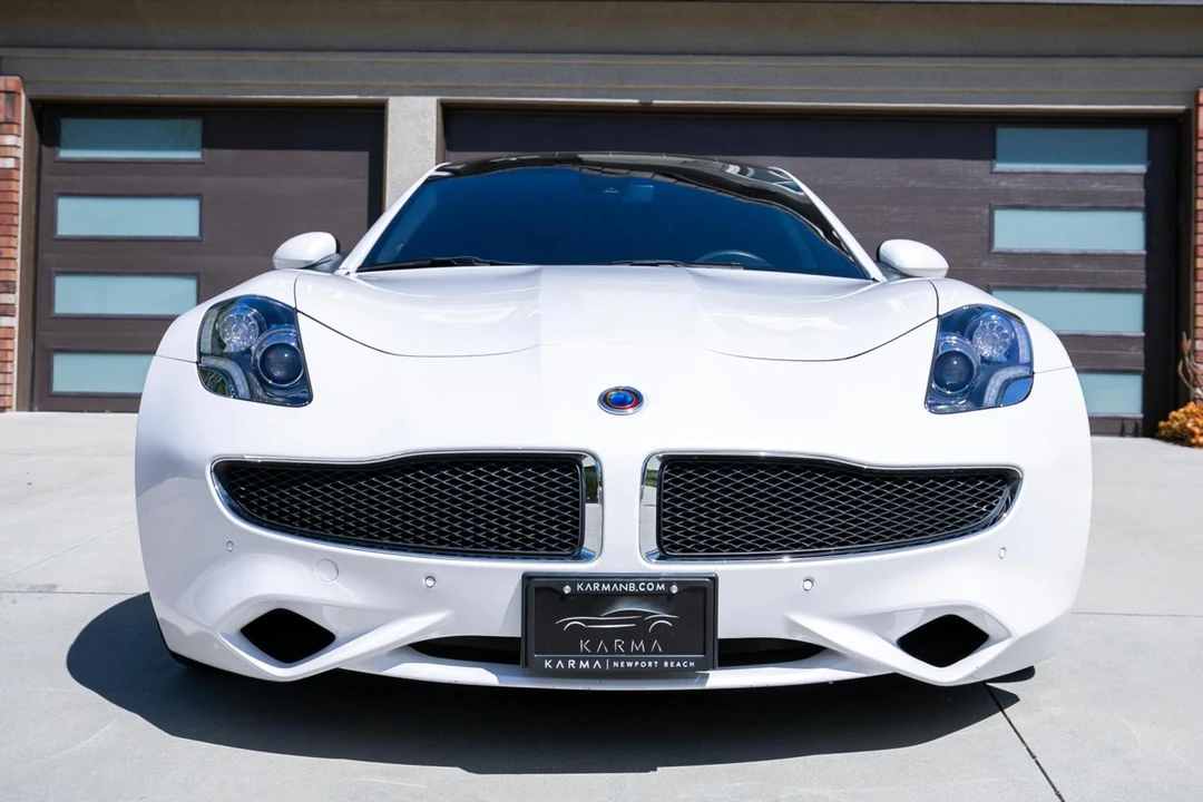 2018 Karma Revero - Image 2 of 31