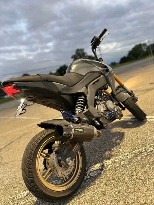2018 Kawasaki Ninja - Image 2 of 4