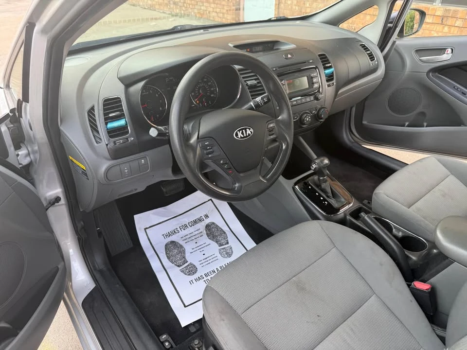 2018 Kia Forte - Image 6 of 6