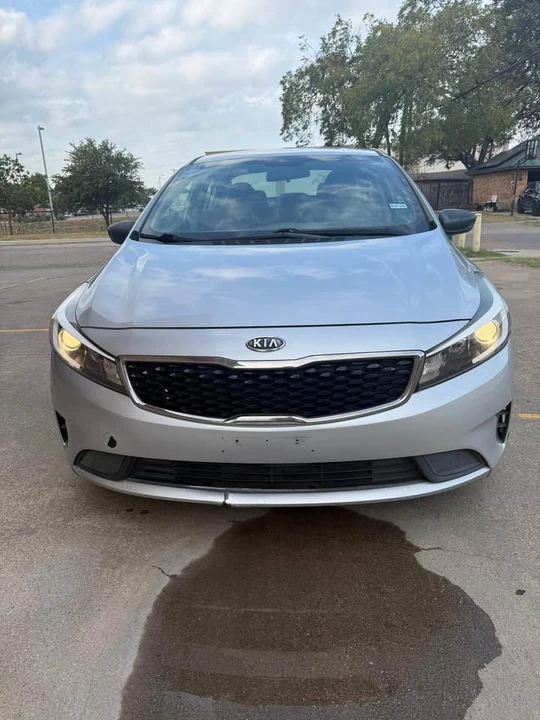 2018 Kia Forte - Image 2 of 6