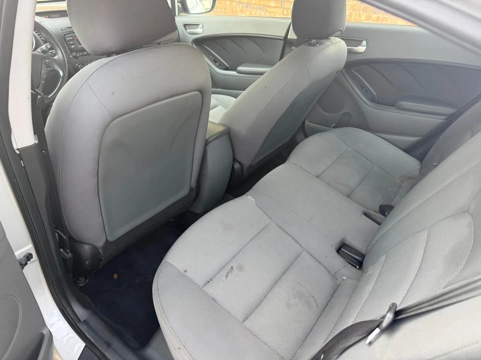2018 Kia Forte - Image 5 of 6