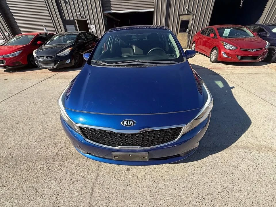 2018 Kia Forte - Image 11 of 20