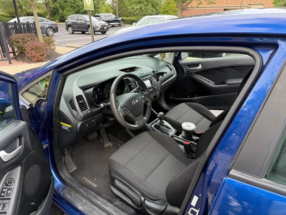 2018 Kia Forte - Image 7 of 9