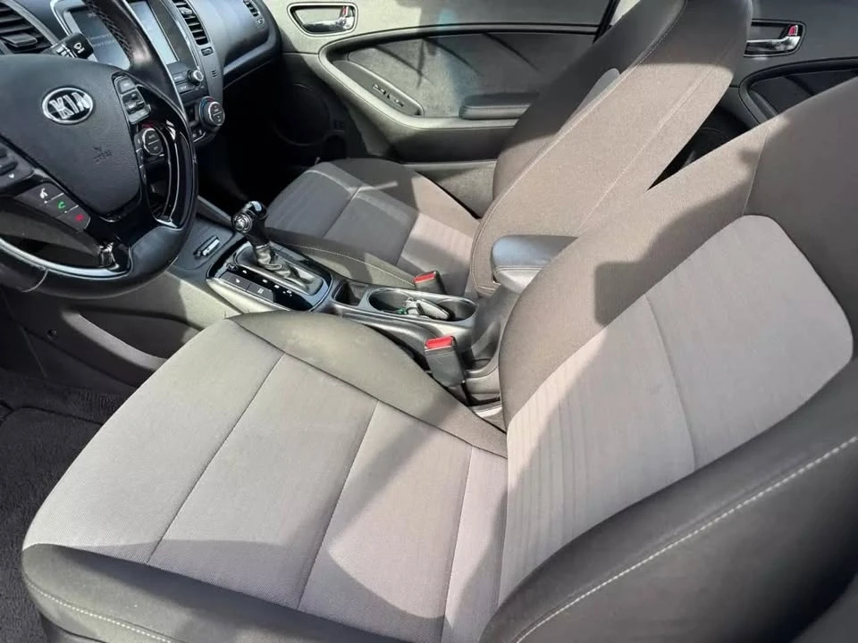 2018 Kia Forte - Image 8 of 14