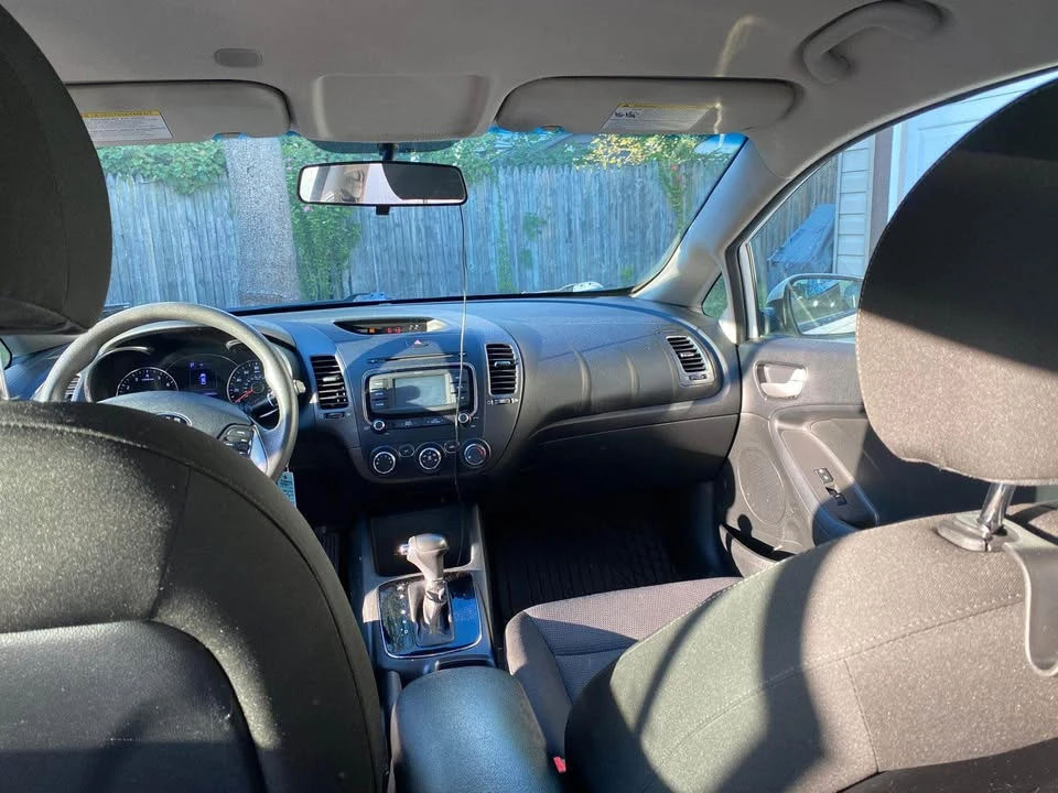 2018 Kia Forte - Image 7 of 9