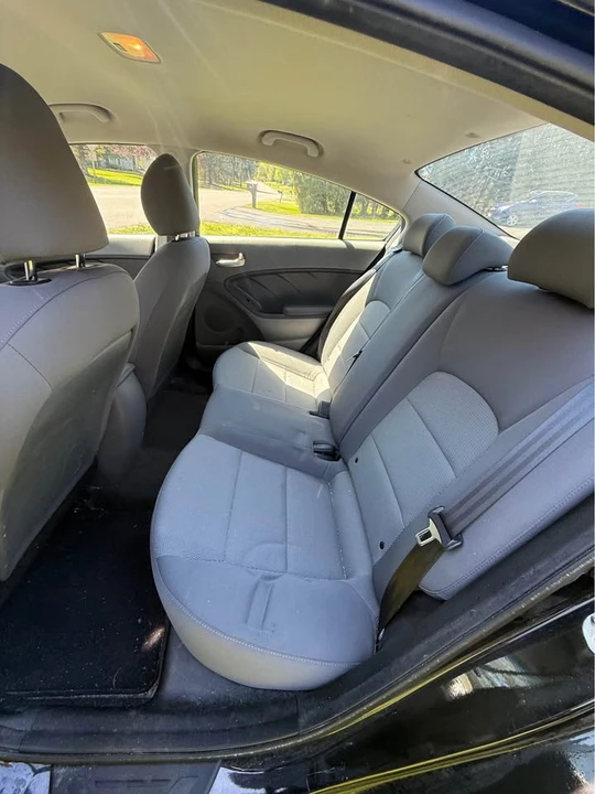 2018 Kia Forte - Image 5 of 7