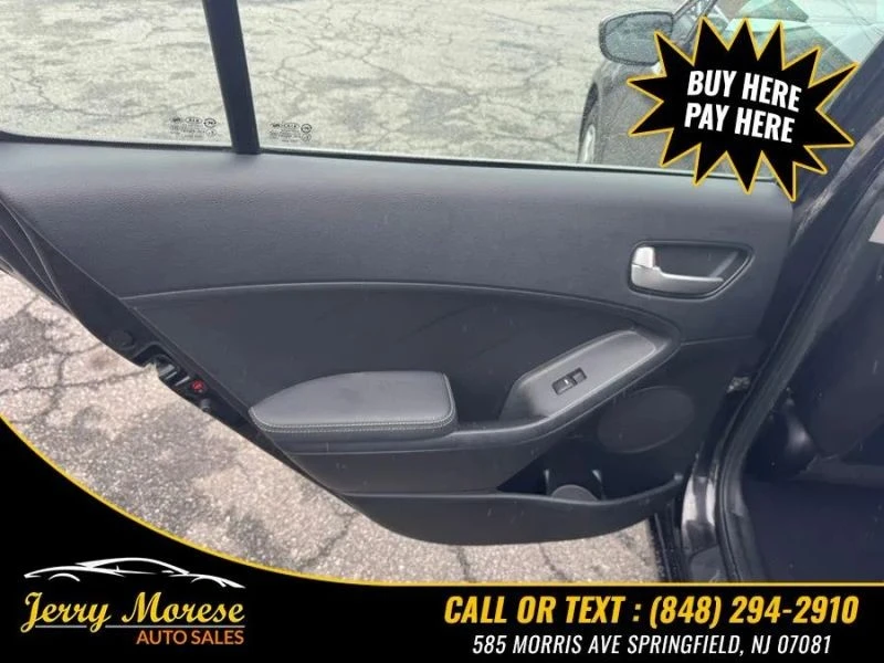 2018 Kia Forte - Image 11 of 12