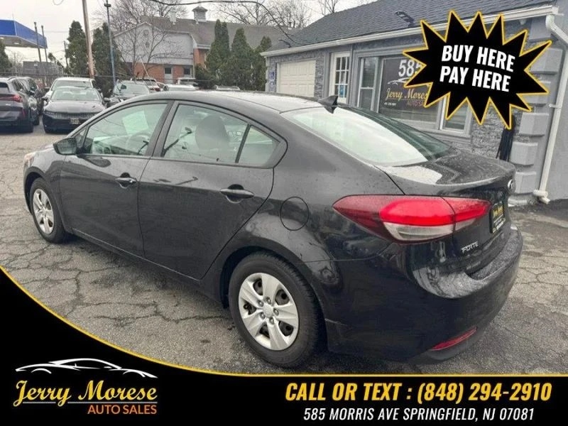 2018 Kia Forte - Image 3 of 12