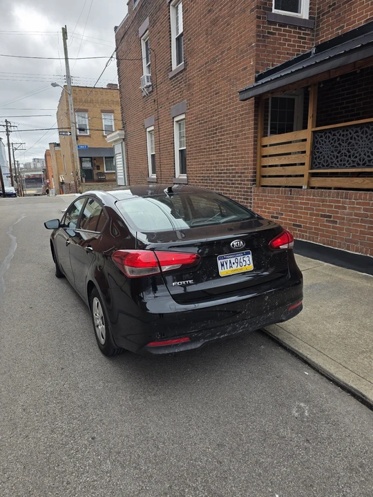 2018 Kia Forte - Image 3 of 7
