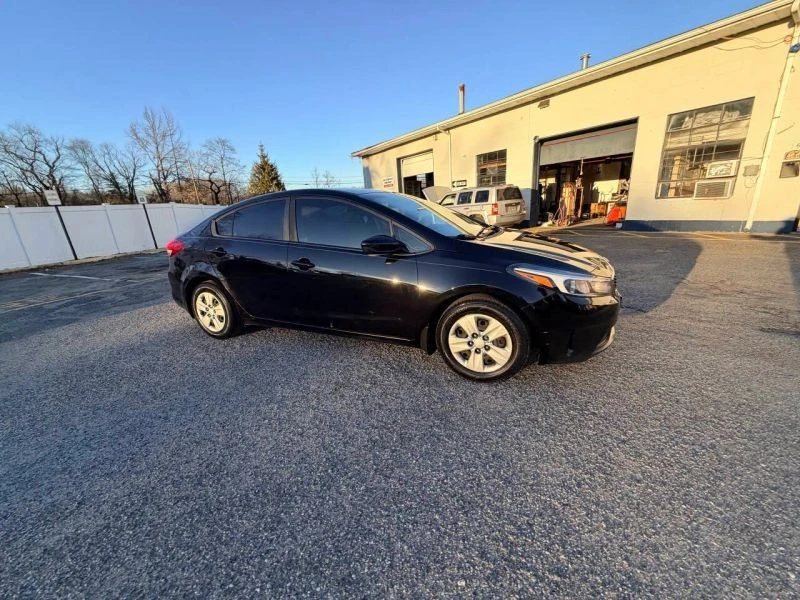 2018 Kia Forte - Image 7 of 12
