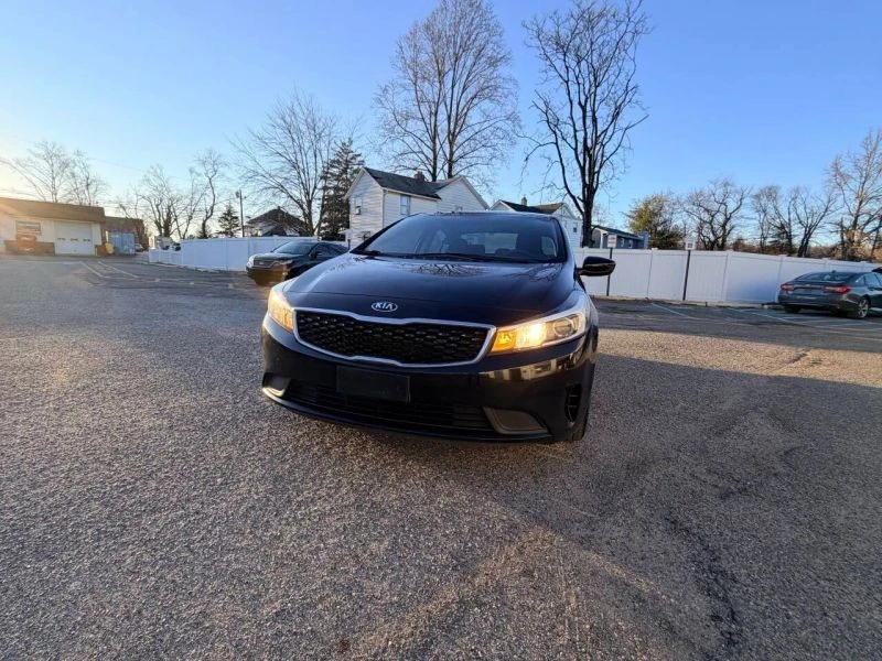 2018 Kia Forte - Image 2 of 12
