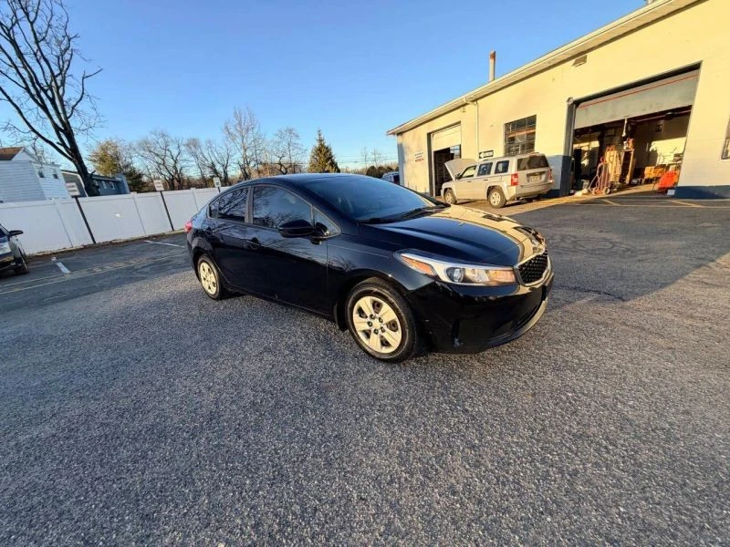 2018 Kia Forte - Image 6 of 12