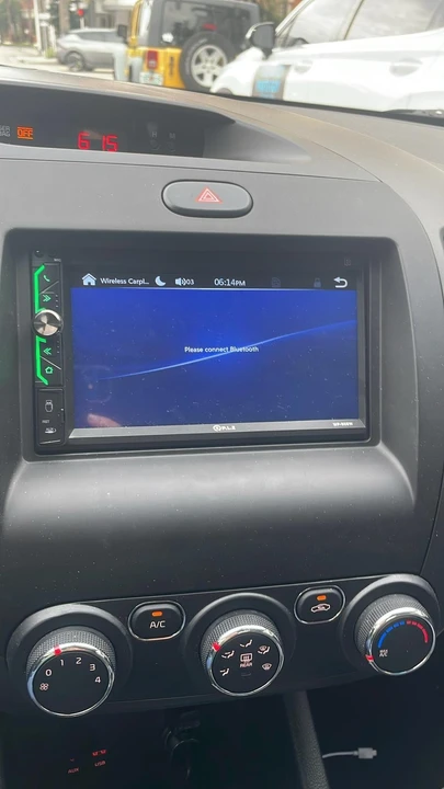 2018 Kia Forte - Image 8 of 17
