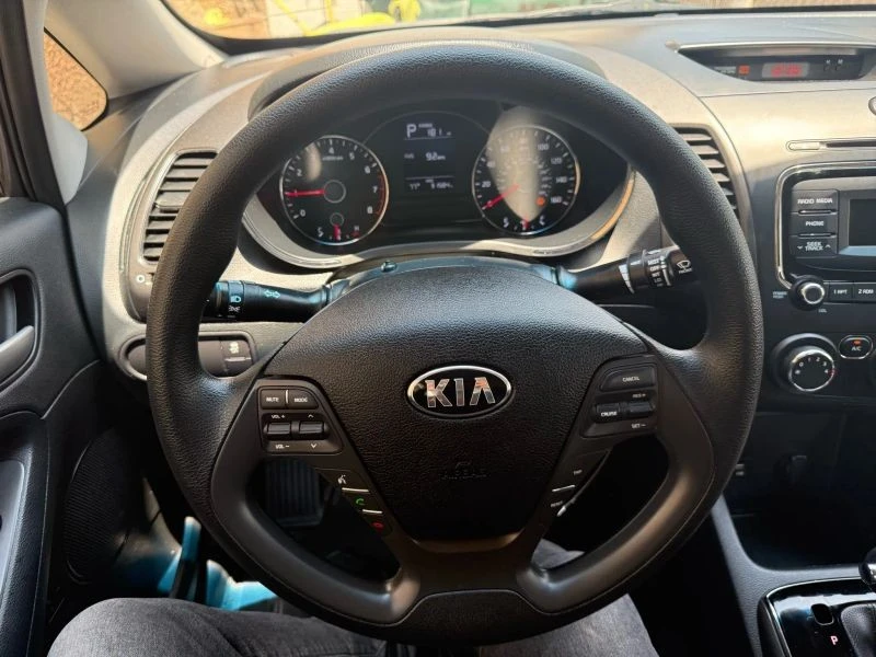 2018 Kia Forte - Image 12 of 12