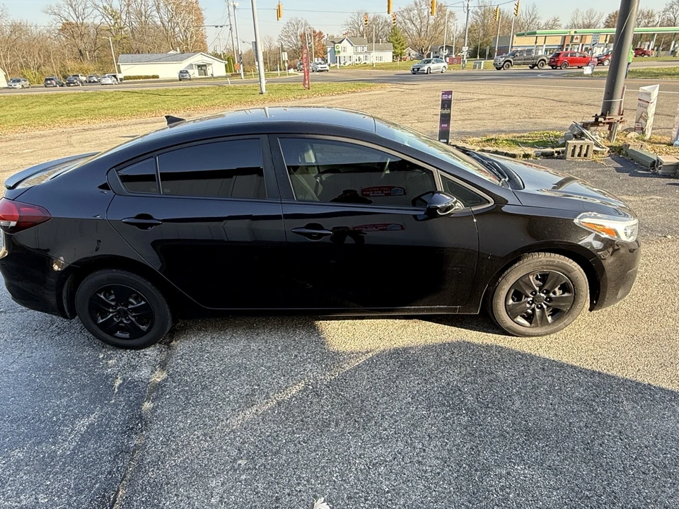 2018 Kia Forte - Image 3 of 10