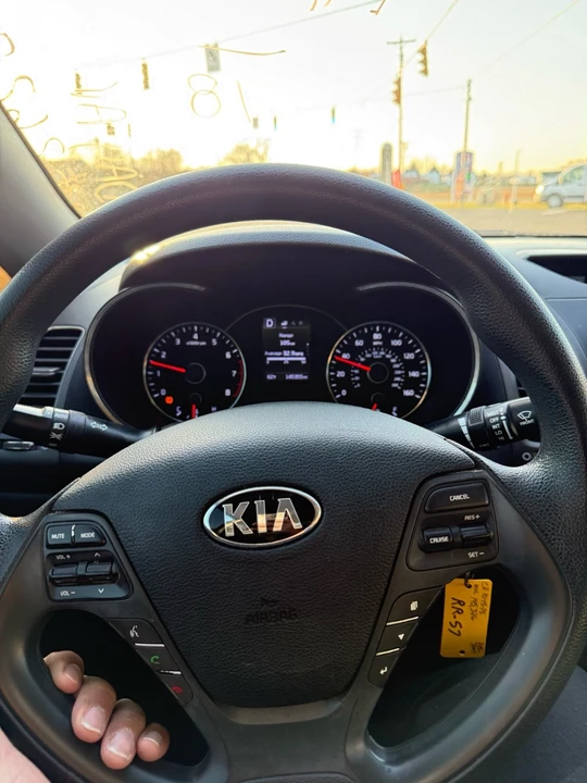 2018 Kia Forte - Image 10 of 10