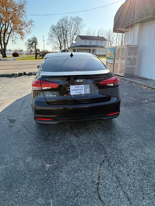 2018 Kia Forte - Image 5 of 10