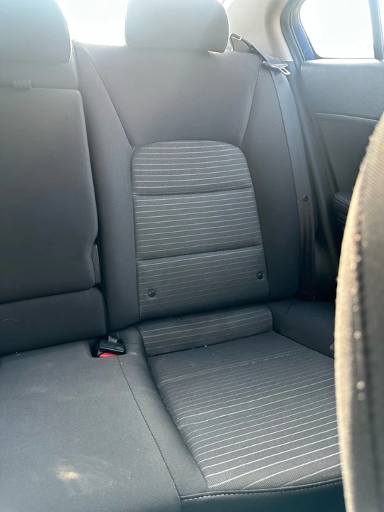 2018 Kia Forte - Image 17 of 18