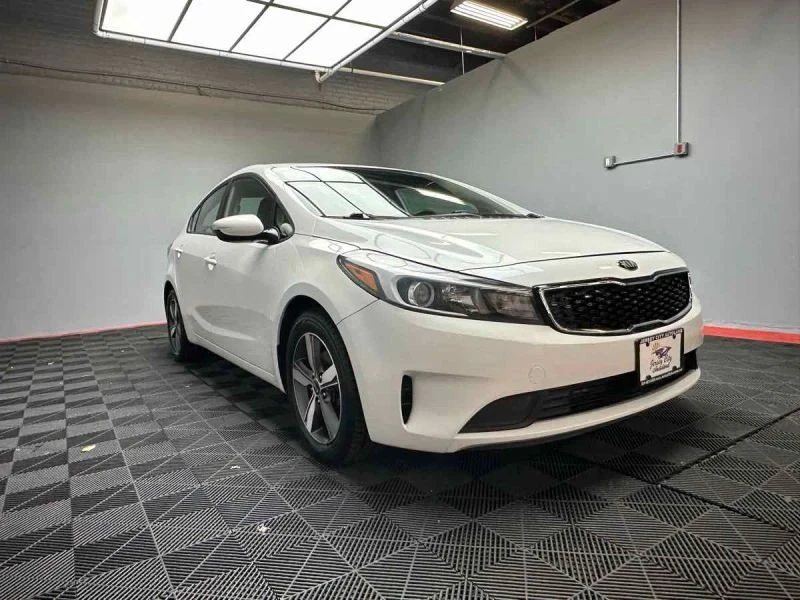 2018 Kia Forte - Image 7 of 12