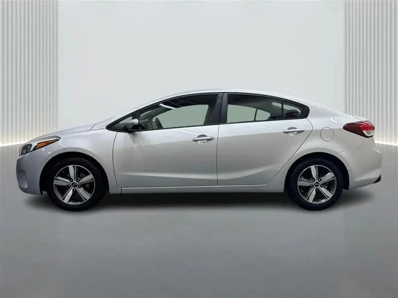 2018 Kia Forte - Image 2 of 12