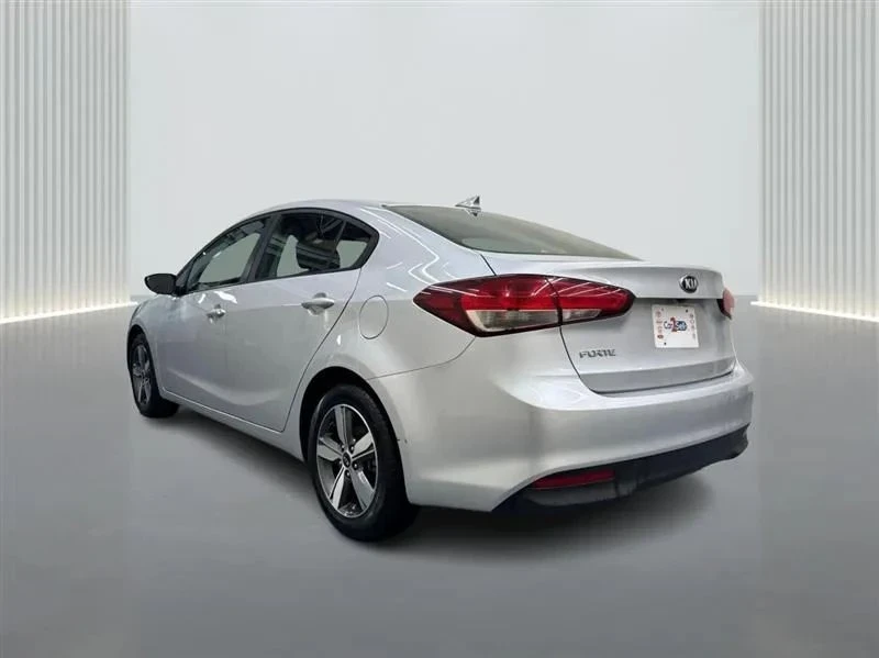 2018 Kia Forte - Image 3 of 12
