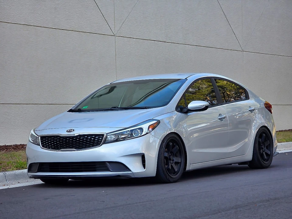 2018 Kia Forte - Image 3 of 21