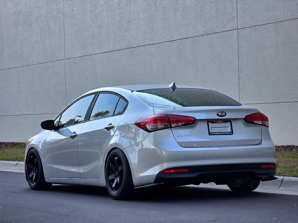 2018 Kia Forte - Image 4 of 21
