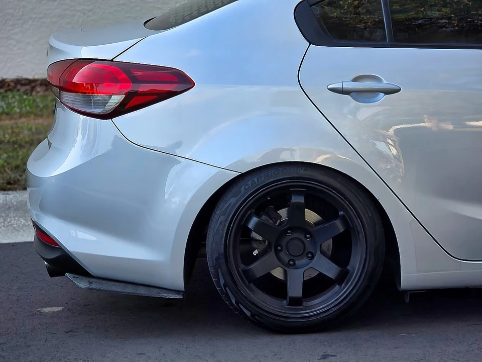 2018 Kia Forte - Image 8 of 21