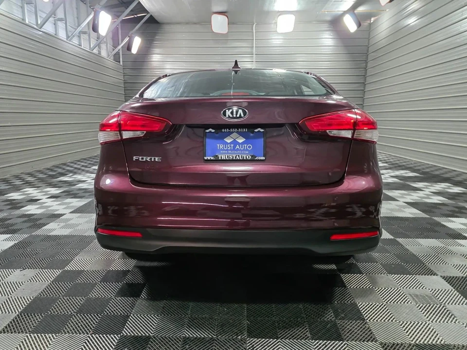 2018 Kia Forte - Image 6 of 21