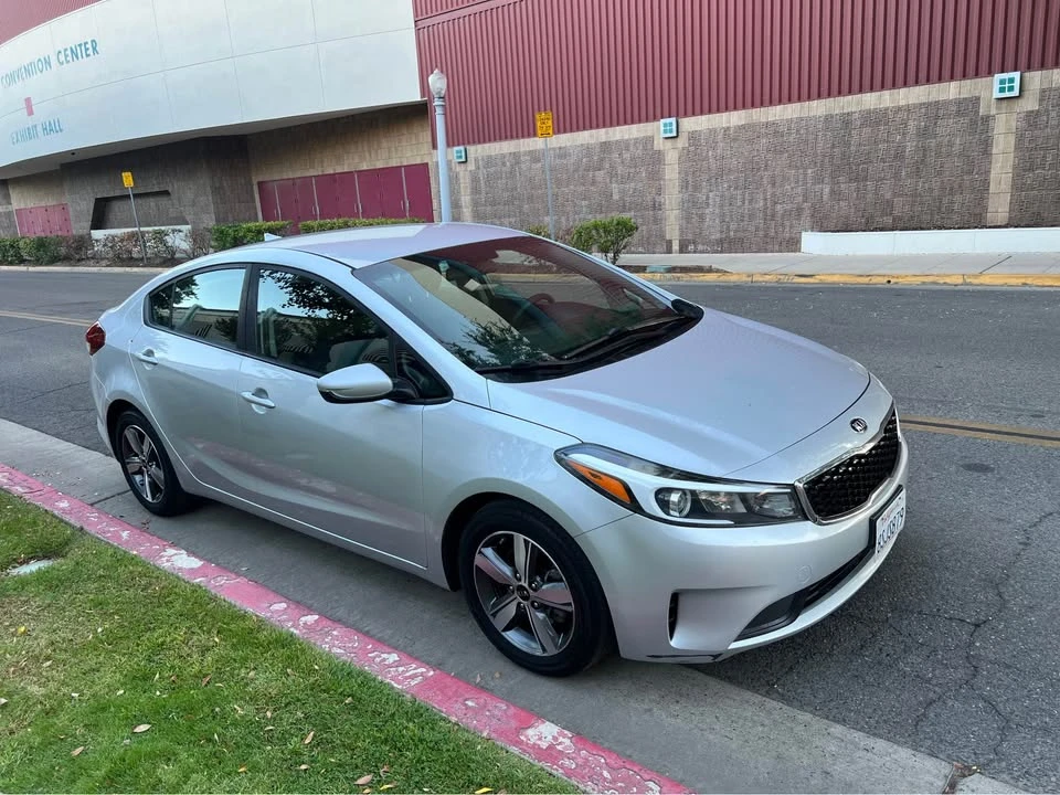 2018 Kia Forte - Image 3 of 11